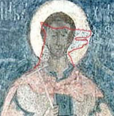 На фреске Ярославского Спасо-Преображенского собора, где святой был изначально изображён с пёсьей головой, хорошо проступают черты головы собаки из-под написанного поверх неё человеческого лица